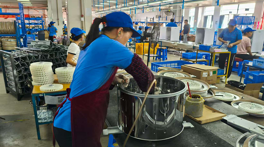 烘干機發(fā)出異響？別慌，我們來幫您